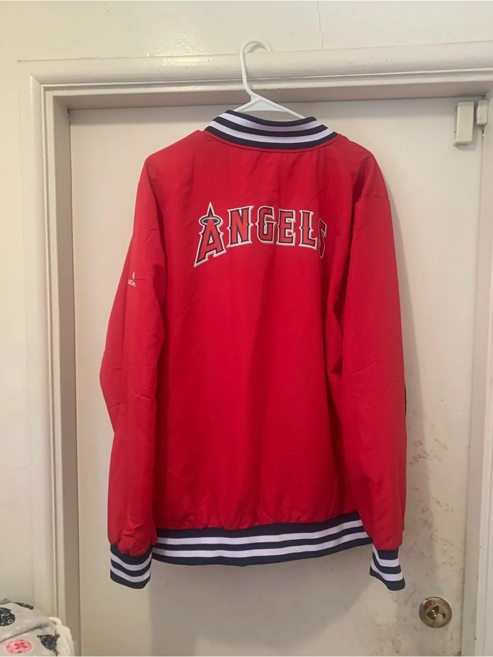 Angels wind breaker jacket (1)